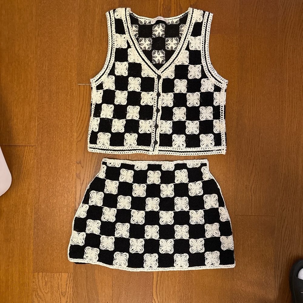 Mango Black and White Crochet Set